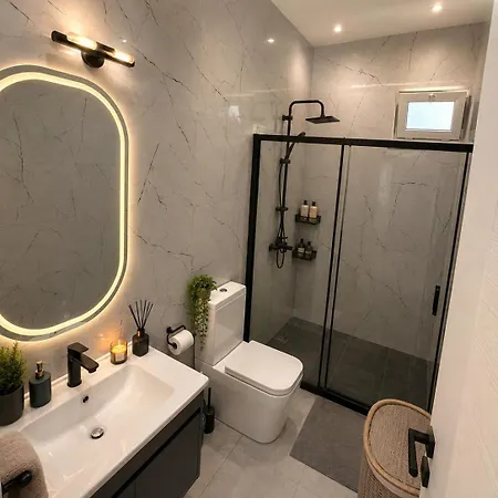 Penthouse Vibes Jacuzzi Nights Hamitkoey Apartment